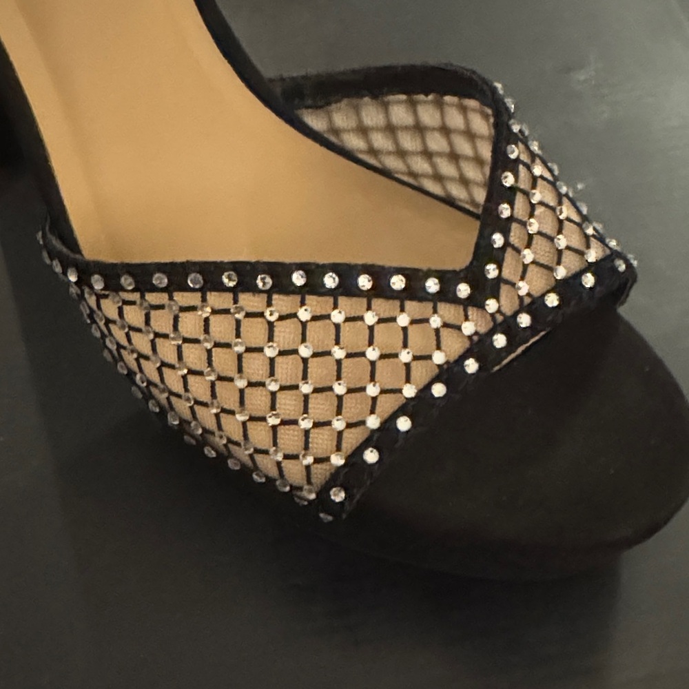 I.N.C. International Concepts
Women's Ninel Platform Sandals🔥SIZE 9.5 NIB - Picture 6 of 13